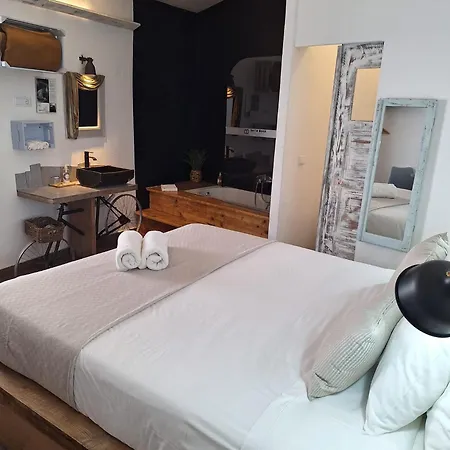 Lovin Book Pensionat 3*