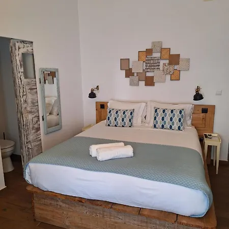 Lovin Book 3* Óbidos