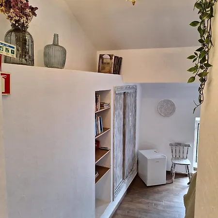 Lovin Book Vendégház 3*