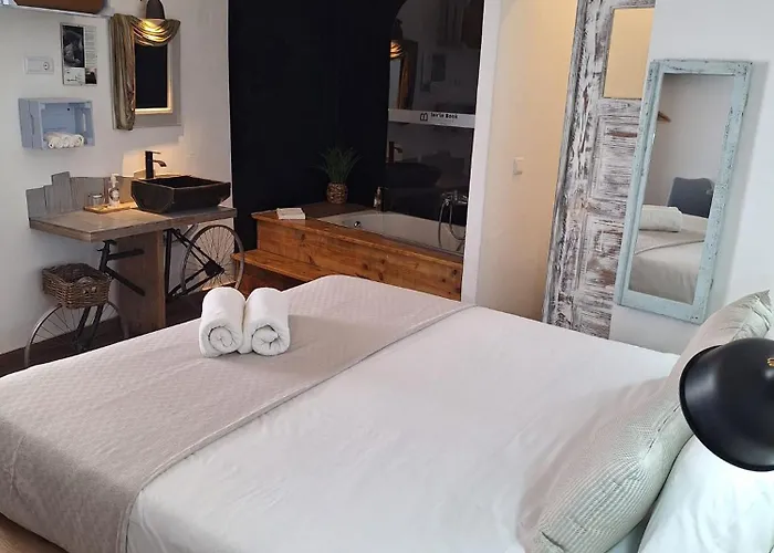 Lovin Book Гостевой дом 3*